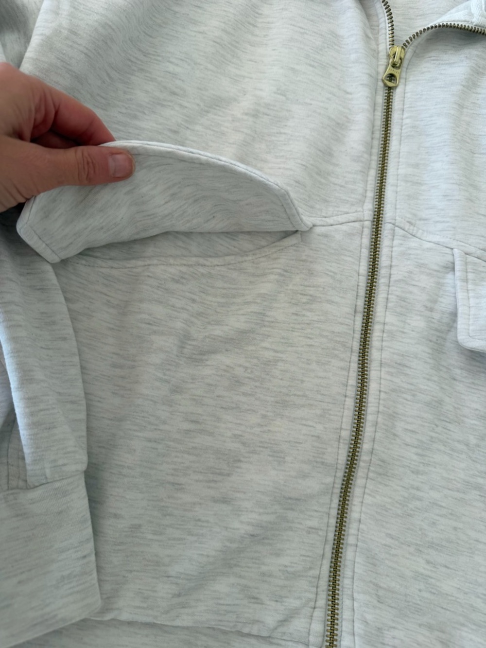 Varley Double Soft Grey Set - Two Hoodies (S, XS) One Jogger (S) - Picture 4 of 14